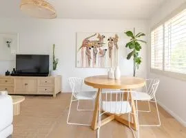 Stylish and Spacious Beach Apartment