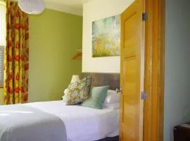 Stylish Garden Apartment, Exmouth - 'Little Monty'