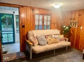 The Good Life Cabin - Close to Mackinac Island