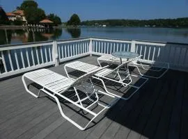 Lakefront Bungalow