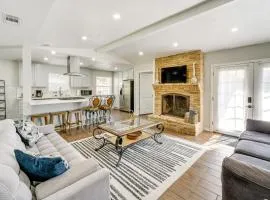 Yard and Patio Dallas Area Home By Parks and Dining