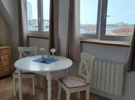 Studio La Matelote, hotel v destinaci Calais