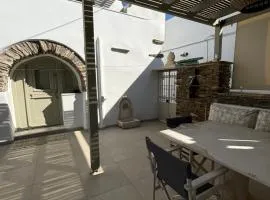 Serenity Living Platia, Tinos