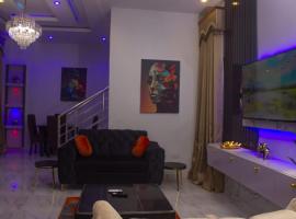Olori Abike Apartments, hotel v destinaci Otta