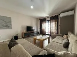 B2 Apartment