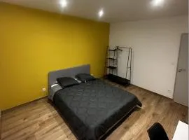 Chambre - Grenoble, Caserne de Bonne