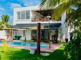 Casa Shanti, Villa en la Playa