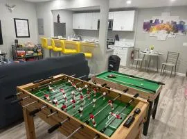 Games Haven with Crib Mins from AT&T, Sixflags, UTA, GlobeLife, AmericanAirlinesCenter