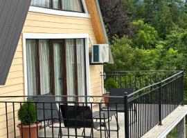 Cozy Cottages Kondidi, chal&eacute; alpino em Kobuleti