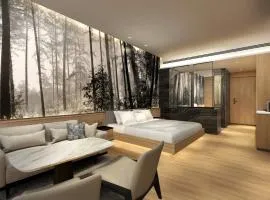 Crowne Plaza Shanghai Snow World by IHG