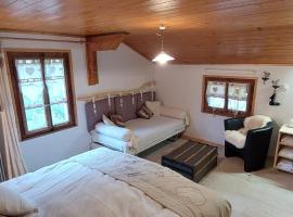 Auberge Restaurant les Aiguilles Rouges, hoster&iacute;a en H&eacute;r&eacute;mence