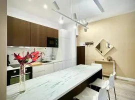 Home 120, Mansion Alhamar