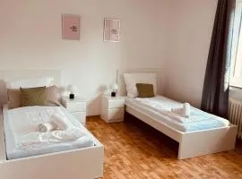 H6 XL I 90m2 I 6 P I Wasch I Balkon I