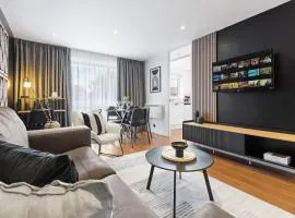 Exclusive 2BR Apartment, Superking Bed, Near Central London