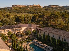 ドメーヌ ドゥ マンヴィル、レ・ボー・ド・プロヴァンスの5つ星ホテル