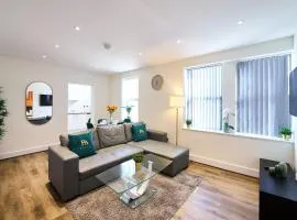 Pluxa Jazzy Spacious Apartment
