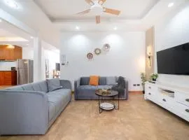 Private patong home 4BR Jazzuci and 3 BR minimal