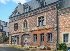 Awesome Home In Arques La Bataille，位于阿尔克拉巴泰勒的酒店