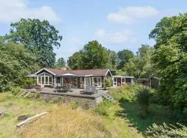 3 Bedroom Beautiful Home In Melby