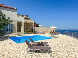 2 Bedroom Gorgeous Home In Plaka