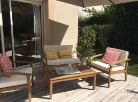 Maison lumineuse entre terre et mer、セネのホテル