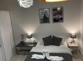 Gabriela Studio Central