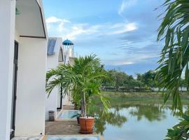 Cozy breezing countryside Pet โรงแรมในBan Khlong Sip Sam Lang