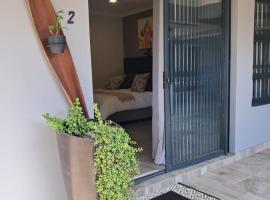 8 On Eagle Bed & Breakfast Room 2, B&B in Port Shepstone