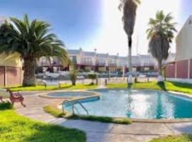 Casa playa moderna en las mejores playas de Chile, hotel que acepta mascotas en Bah&iacute;a Inglesa