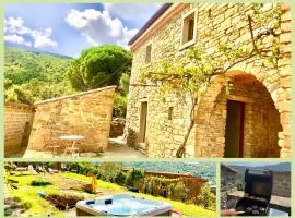 Bio Agriturismo Alba Etrusca di Cortona - Organic Farmhouse- Appartamento Lavanda-Appartamento Rosmarino - vasca idromassaggio esterna