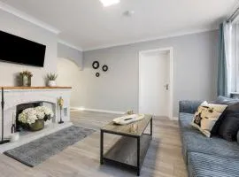 Large 6BR house next Hampton beach Garden and Parking