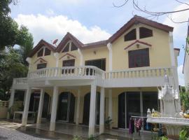 Private well priced Guesthouse available to rent, nhà khách ở Ko Pha Ngan