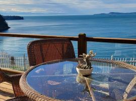 Sunny Island Cliff Side Views, hotel v destinaci Anacortes
