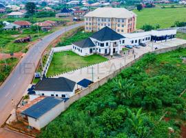 Hillview Hotel and Resort, Ajebamidele, Ado-Ekiti, Nigeria, hotel s parkováním v destinaci Ado Ekiti