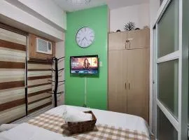 AJO PLACE TAGAYTAY unit 650 WITH PS4 & FREE PARKING