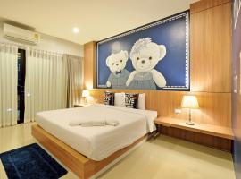 Tairada Boutique Hotel، فندق في مينْغكرابي