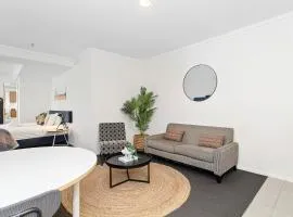 Perth's Premier King Deluxe