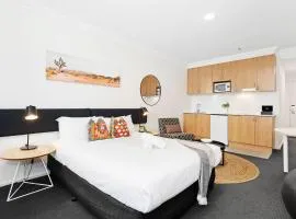 Stylish Urban Gem Downtown Perth