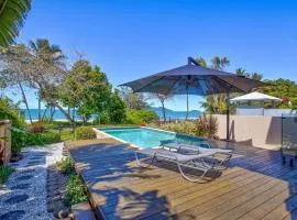 Frangipani Place - Absolute Beachfront