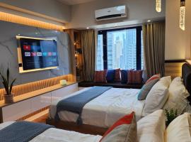 Air residence Fantasy Sophisticated Chic Family living 300 Mbps Fast, Hotel in Manila