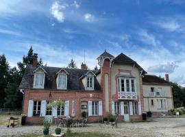 Gite de la Villa Bois Chaumont, ξενοδοχείο σε Brinon-sur-Sauldre