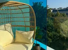 4SUMMER Kołobrzeg Apartamenty White Blue Sauna & Fitness & Parking 100 metrów do pięknej szerokiej piaszczystej plaży, wspaniały widok z dużego tarasu! 100 Meter zu einem schönen breiten Sandstrand, herrliche Aussicht von einer großen Terrasse!