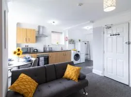 Open Mind Property - Cosy Apartment with 2 Beds