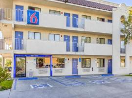 Motel 6-Phoenix, AZ - West, hotel v mestu Phoenix