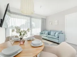 Sea&Lake Studia z Parkingiem w Mielnie by Noclegi Renters