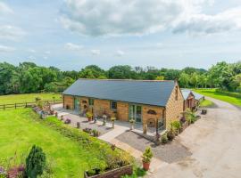 Self-contained cosy one bedroom holiday barn, villa in Cowbridge