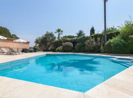 Castel 'Provence – hotel w mieście Mouans-Sartoux