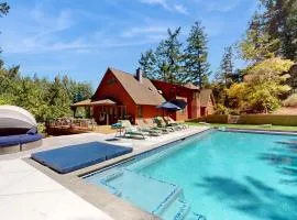 Sunny Grove Retreat