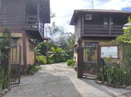 Pousada Zululand, hotel in Guarda do Embaú
