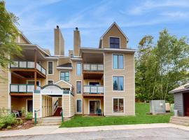 The Seasons G17, apartamento en West Dover